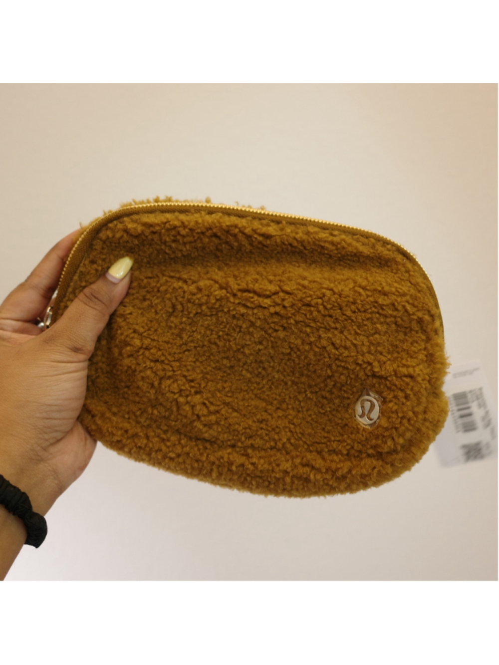 LULULEMON Everywhere Fleece Belt Bag Limited Edition